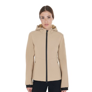 VESTE SOFTSHELL POUR FEMME COUPE SLIM AVEC POCHES DISSIMULÉES