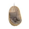 Chaise suspendue Cira avec finition naturelle