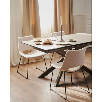 Ensemble table extensible Atminda + chaises Zahara