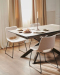 Ensemble table extensible Atminda + chaises Zahara